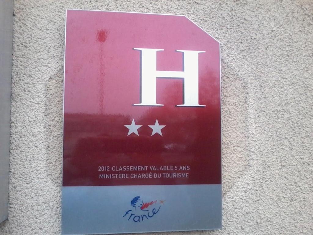 Contact Hotel Du Cerf Château-Gontier Zewnętrze zdjęcie