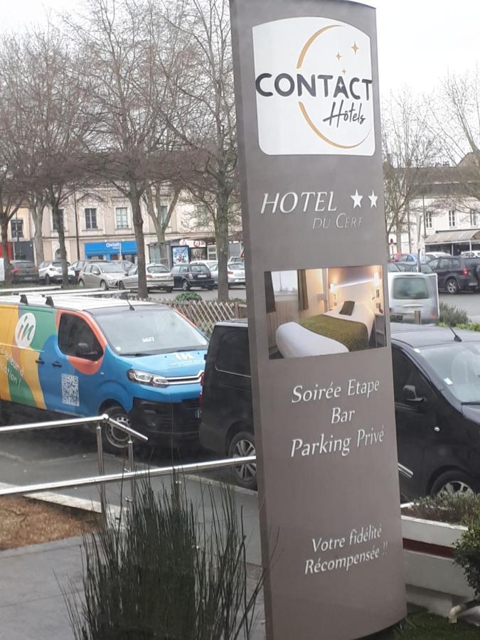 Contact Hotel Du Cerf Château-Gontier Zewnętrze zdjęcie